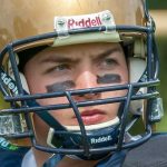 NFL spelare med svart under ögonen